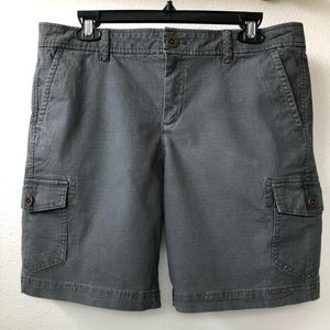 Women’s Eddie Bauer cargo shorts, color Charcoal, size 8, NWOT.
